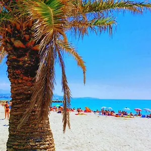 Appartement Luxe Vue à 100 Mètres Des Plages étage 8, Villeneuve-Loubet
